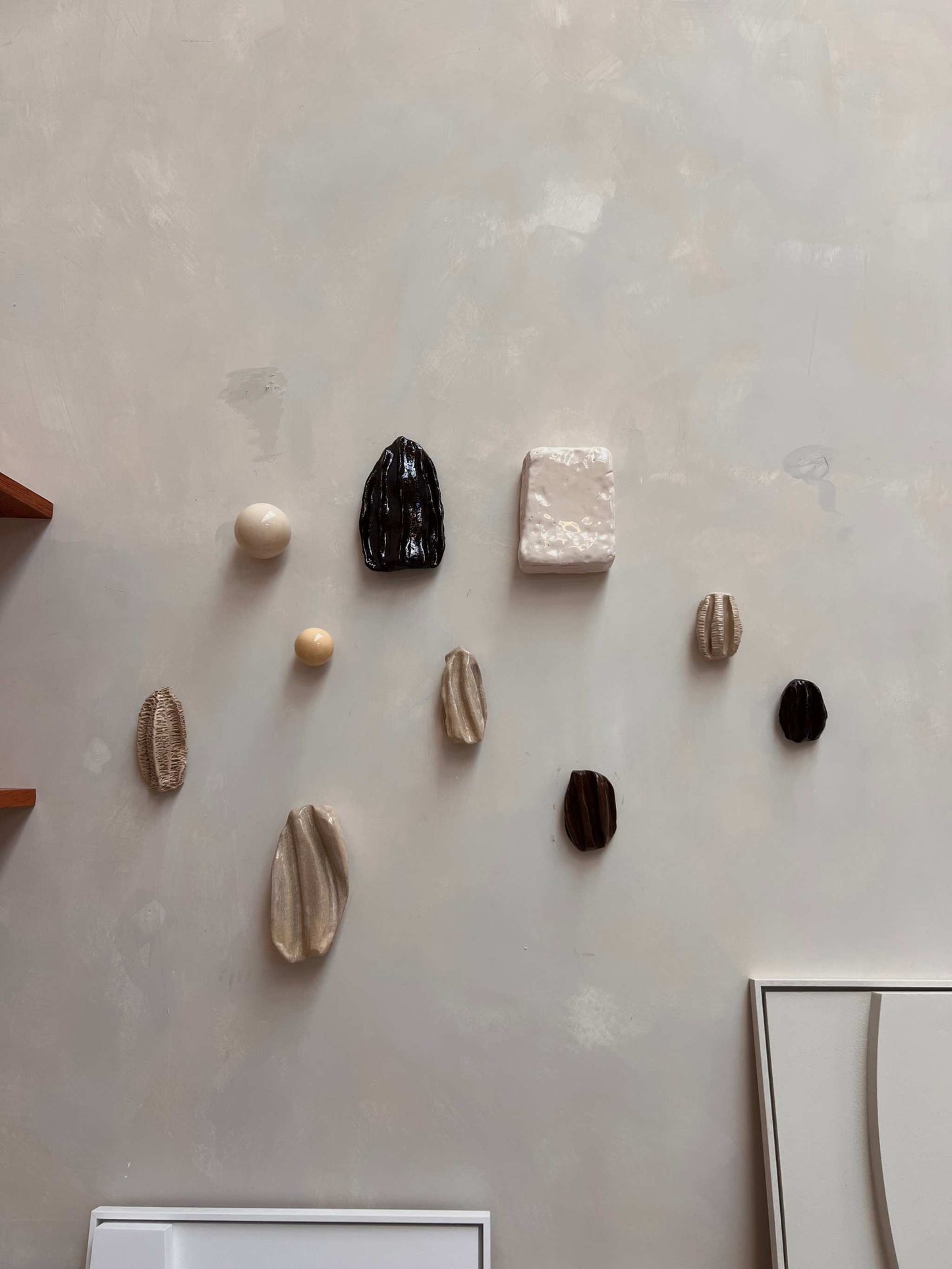 OBJETS DE NOYER - STONE 04