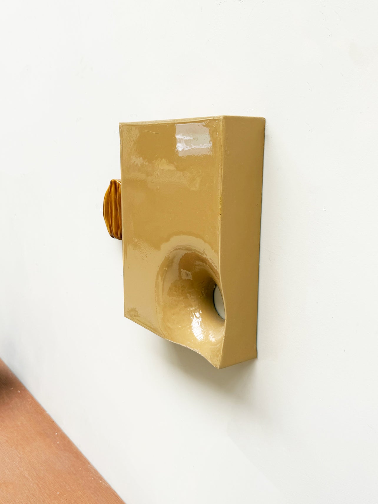 GOLF artwork - GLOSS YELLOW