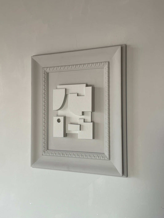 Vintage Frame Jean with dark lime vintage frame and shadow white artwork by Edith Beurskens, featuring unique plant-based material.