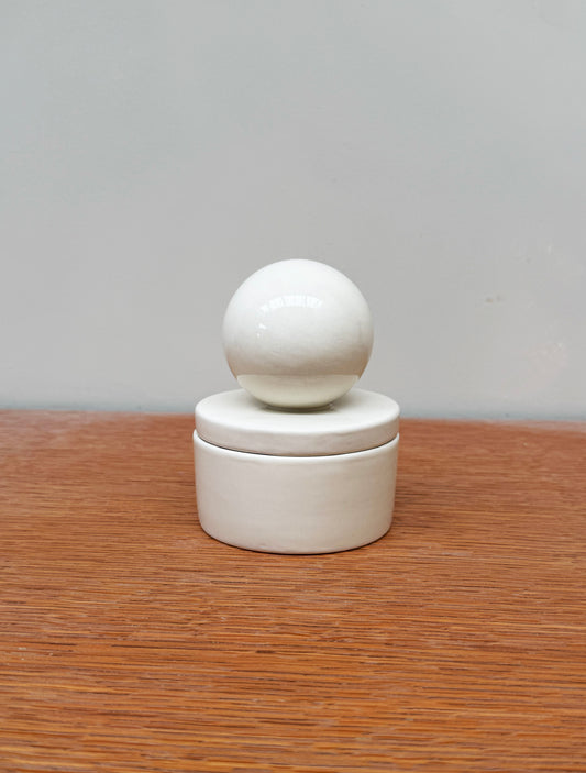 Ceramic box 'BOULE' • MEDIUM • Lace