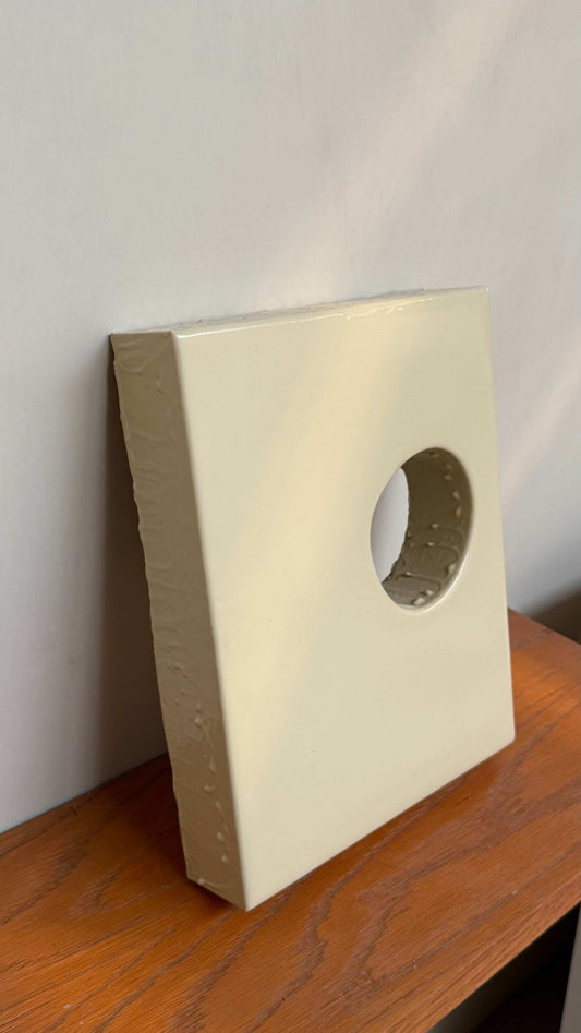 PLAY artwork - 30 x 24 cm - Butter