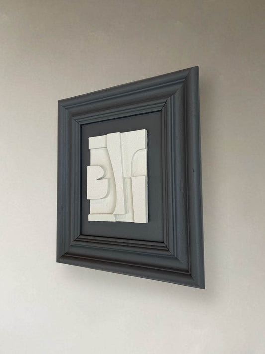 Vintage Frame Jane with exclusive Edith Beurskens artwork, anthracite and shadow white colors, 32.5x38 cm.