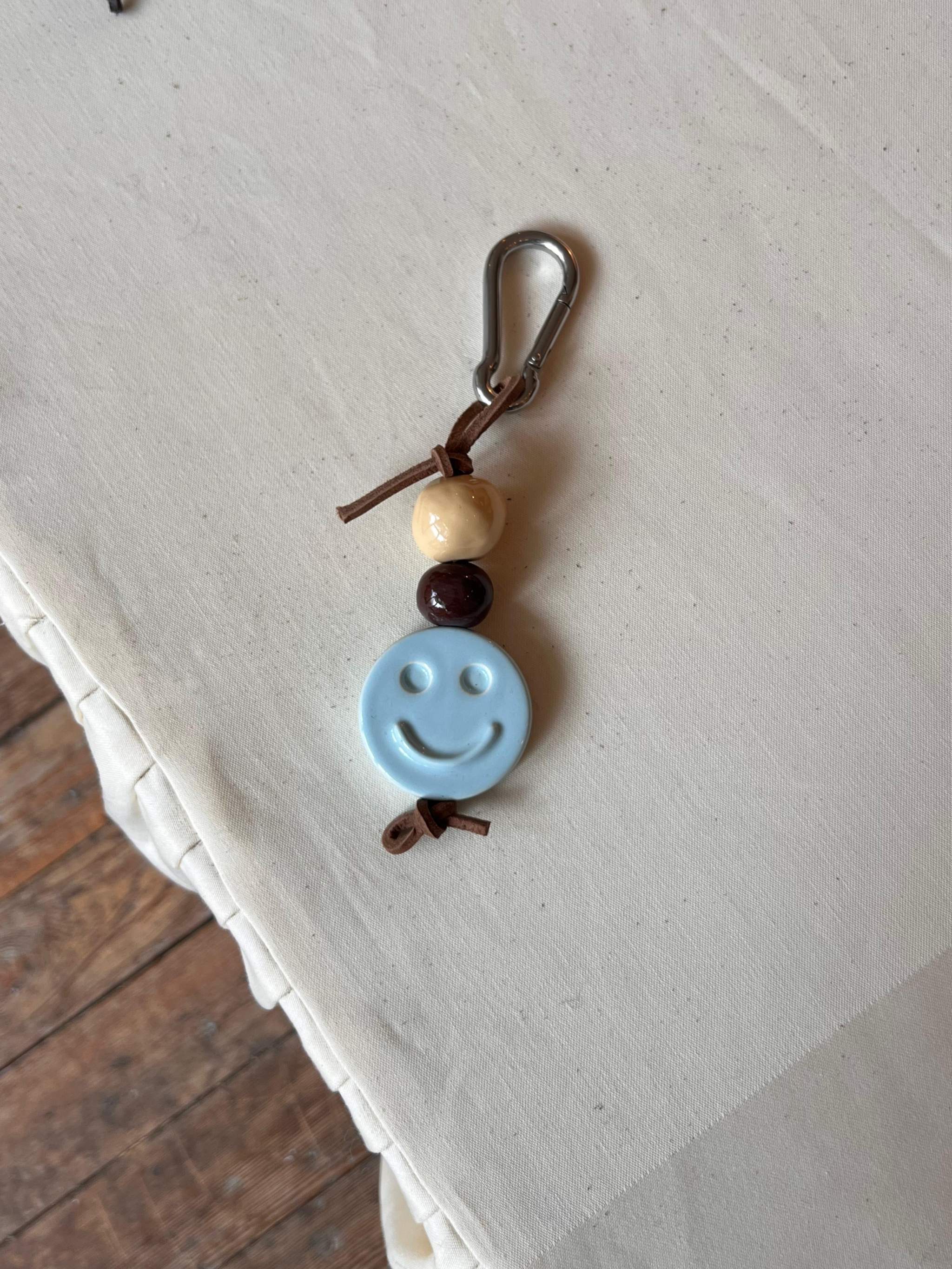 Keychain HAPPY • Ice blue