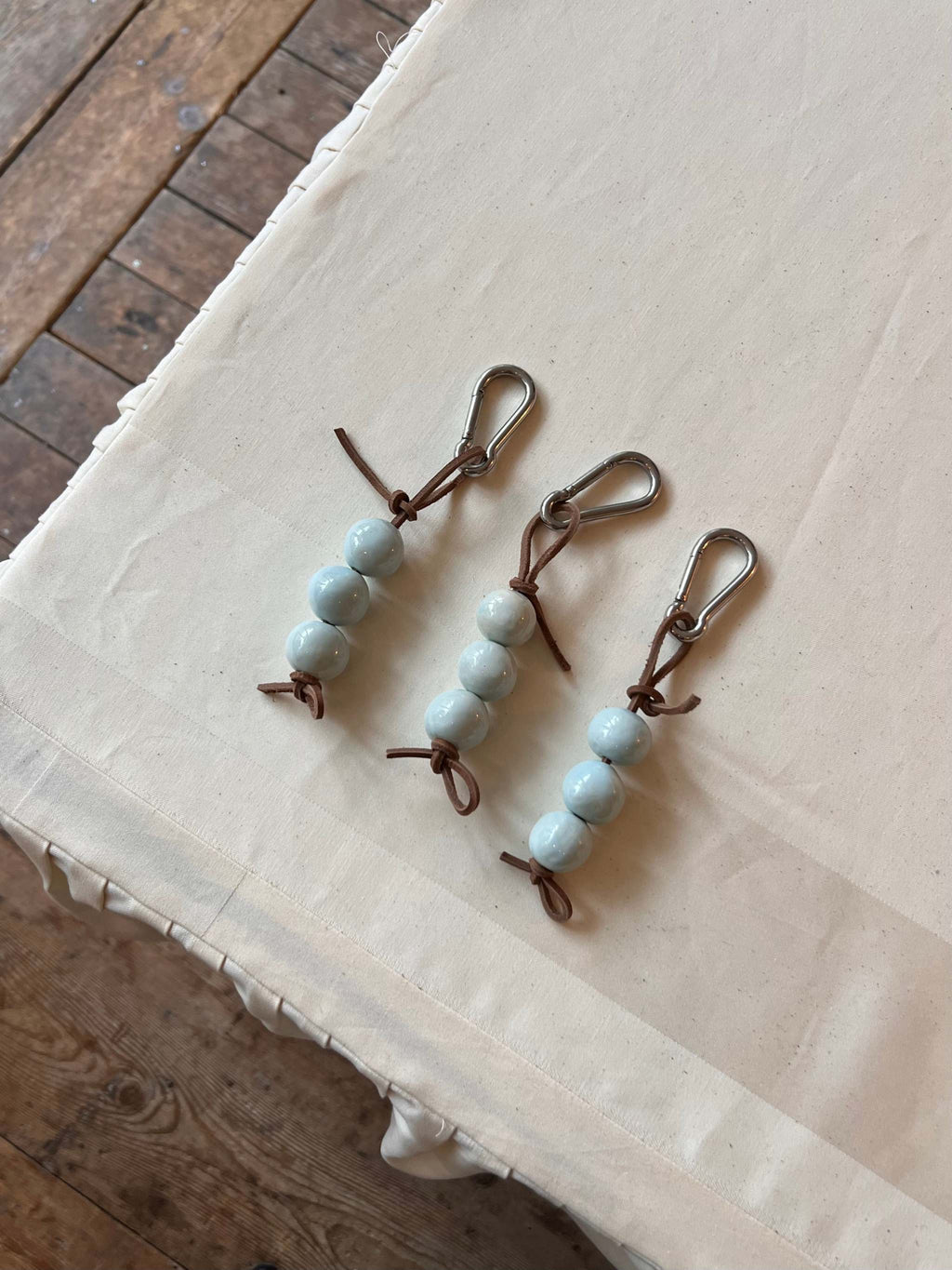 Keychain Boule • Brown cord • Custom Colors