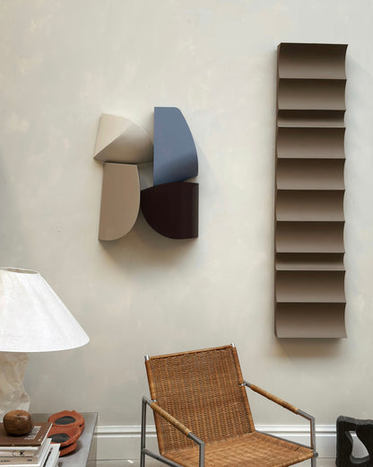 between us Edith Beurskens