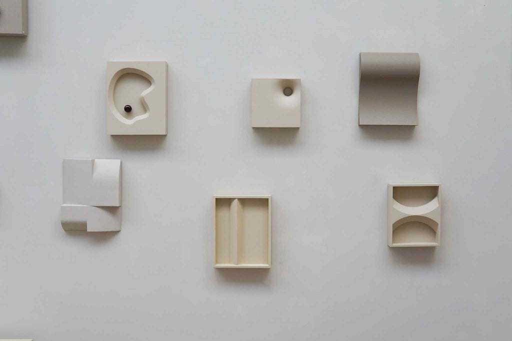 SUNSET - Yellow Cotton artwork from the PLAY collection, made of biodegradable PLA with eco-paint and resin finish, size 27 x 20 cm.