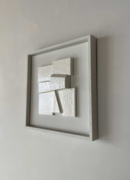Canvas Pop artwork with biodegradable PLA base, shadow white frame, and textured plaster finish, 30x30 cm.