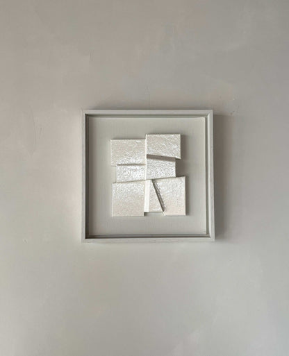 Canvas Pop wall art with shadow white frame, 30x30 cm, featuring a biodegradable PLA base and structured plaster surface.