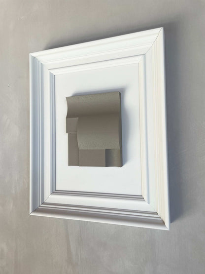 Vintage Frame Giant III featuring exclusive artwork by Edith Beurskens, shadow white, eco-friendly materials.