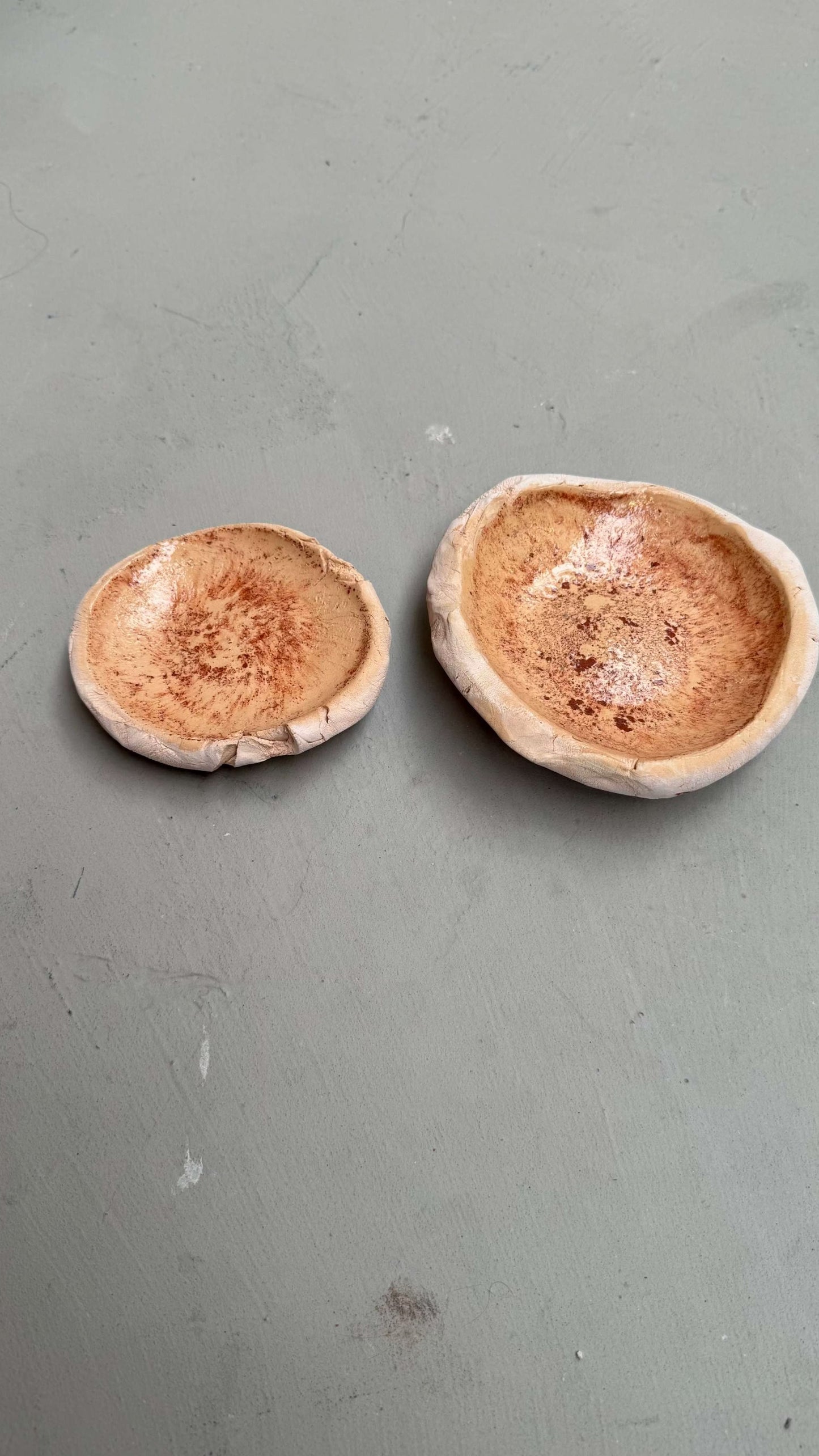 Ceramic Trays Duo with red effect