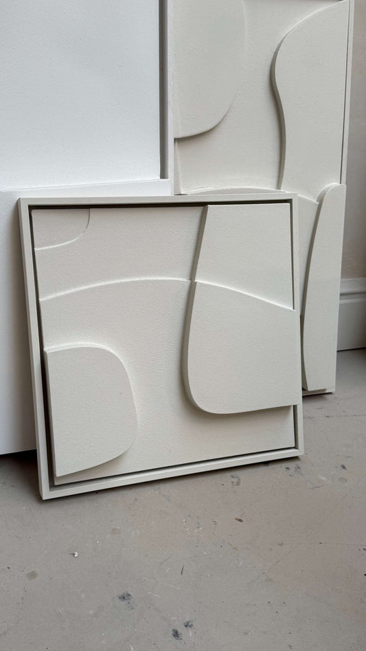 #22.3.1 Do - 40x40 cm - Shadow White