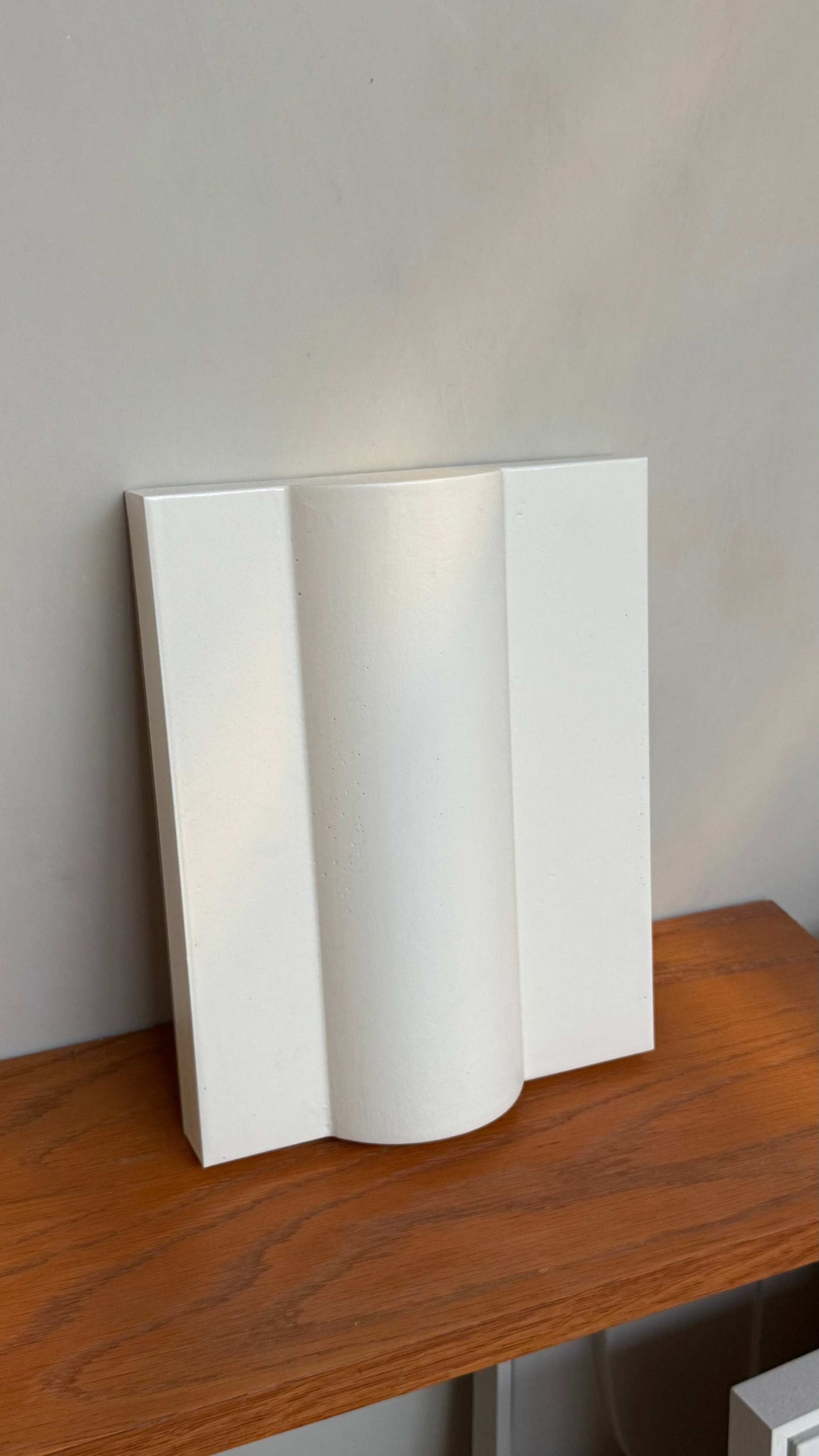 PLAY artwork - 30 x 24 cm - Shadow White