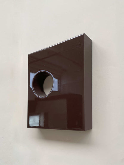 HOLE-IN-ONE - EGGPLANT artwork made from eco-friendly PLA with resin finish, size 30x24 cm.