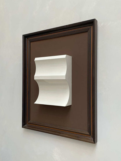 Vintage Frame Carmen by Edith Beurskens with white gloss artwork in rust wood frame.