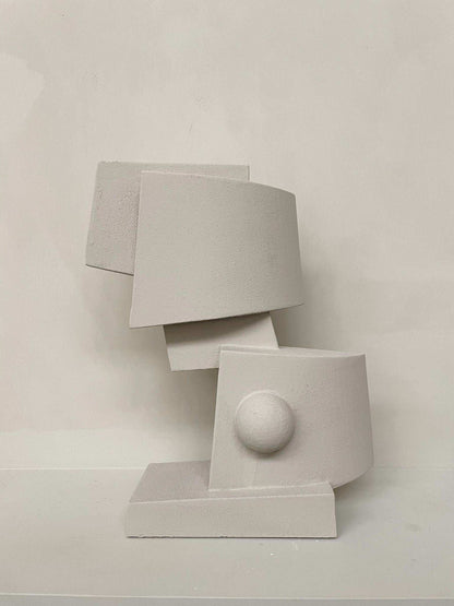 Sculpture Valerie made of plant-based PLA with eco-paint and resin finish.