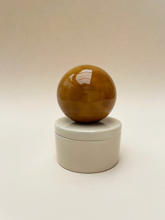 Ceramic box 'BOULE' • MEDIUM • Vanilla • Cognac