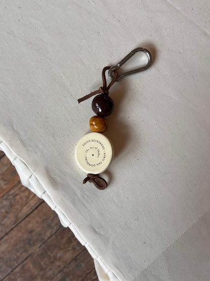 Keychain HAPPY • Butter