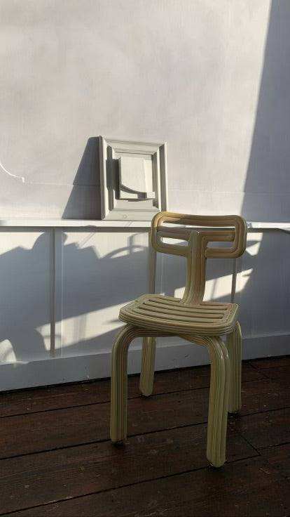 Vintage frame level artwork by Edith Beurskens on display, featuring eco-paint and a sand texture finish.