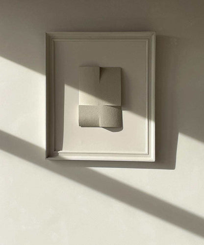 Vintage Frame 22.10 featuring exclusive artwork by Edith Beurskens, made from biodegradable PLA with sand texture finish and eco-paint, in mushroom and brown wood colors.