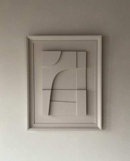 Vintage Frame Boulevard artwork by Edith Beurskens in shadow white, featuring biodegradable PLA material with sand texture eco-paint, and a unique vintage-style frame.