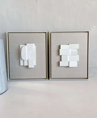 Canvas Rory artwork with shadow white frame and structured plaster finish, 43.5 x 51 cm.