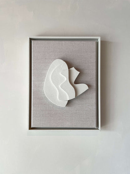 Canvas Sol artwork with biodegradable PLA, shadow white color, and structured plaster finish in a shadow white frame.