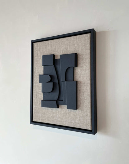 Canvas Nonna artwork with anthracite black frame on canvas background, framed size 43 x 33 cm.