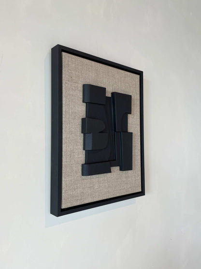 Canvas Nonna artwork with anthracite black frame and canvas background, size 43 x 33 cm.