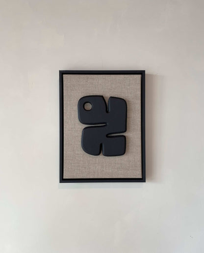 Canvas Noa artwork with anthracite black frame and structured plaster on plant-based PLA, 43x33 cm.