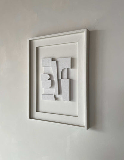 Vintage Frame Twin artwork by Edith Beurskens, featuring a biodegradable PLA base with sand coating, in a Shadow White frame.