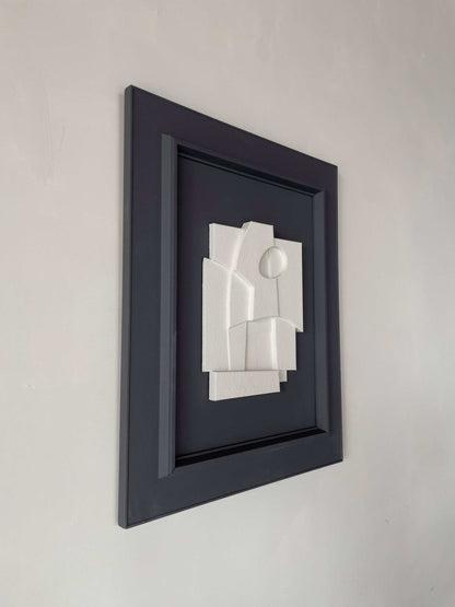 Vintage Frame Liza with shadow white artwork in anthracite frame, 52x42 cm, plant-based PLA material.