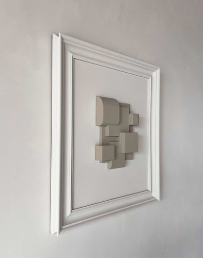 Vintage Frame Lynden with unique artwork by Edith Beurskens, shadow white frame, 61 x 52 cm.