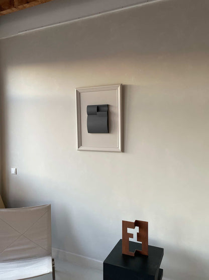 Vintage Frame Bonne by Edith Beurskens, featuring eco-friendly PLA material, sand texture, and mushroom anthracite color.