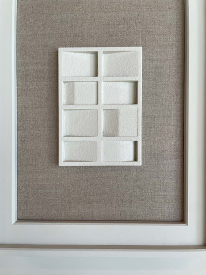 Vintage Frame Pelle with exclusive artwork by Edith Beurskens, strong white color, size 50x40 cm.