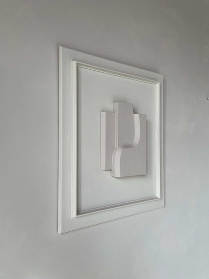 Vintage Frame Robert artwork in shadow white and mushroom colors, featuring biodegradability and unique design by Edith Beurskens.