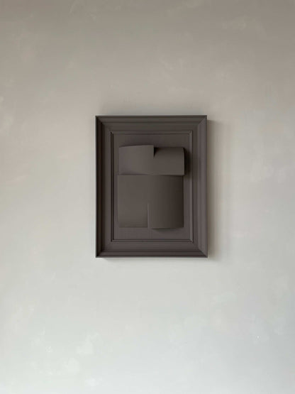 Vintage Frame Attic artwork by Edith Beurskens; plant-based PLA with sand finish in a 51.5 x 40.5 cm vintage frame.